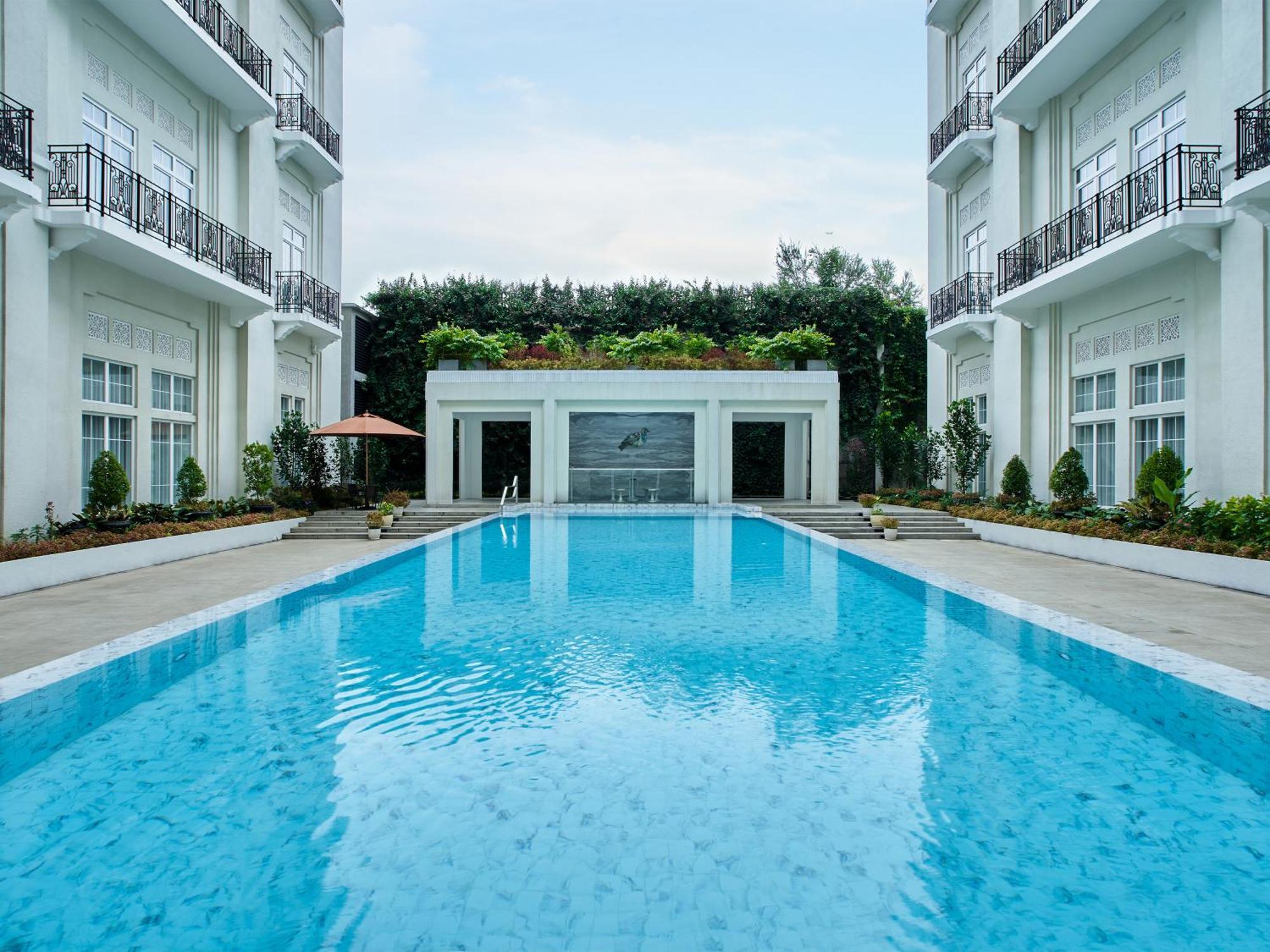 THE GRAND MANSION MENTENG BY THE CREST COLLECTION HOTEL JAKARTA